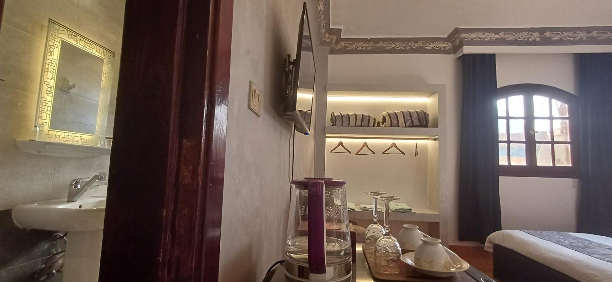 ホテル Pyramids Kingdom Kafret el-Gabal エクステリア 写真